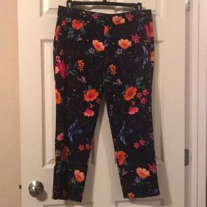 Like New Cropped Dress Pants